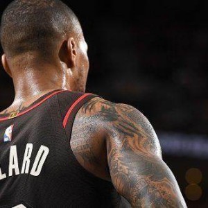 开云体育入口-重返母校让利拉德心绪安宁，他已决定继续保持初心